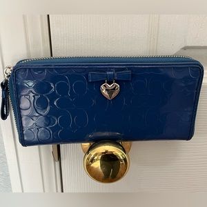 Coach Poppy Zip Around Wallet